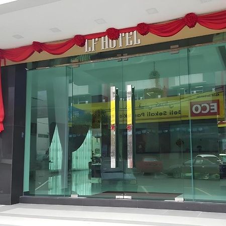 Lf Hotel Tapah Bagian luar foto