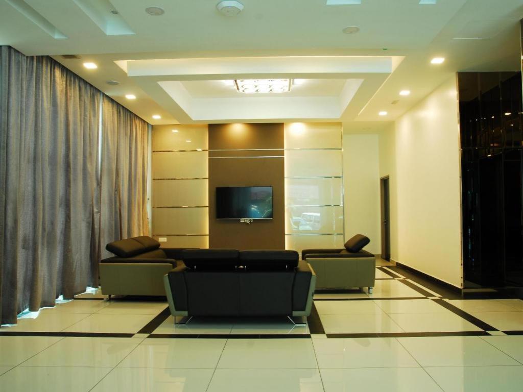 Lf Hotel Tapah Bagian luar foto