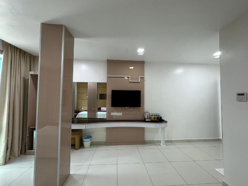 Lf Hotel Tapah Bagian luar foto